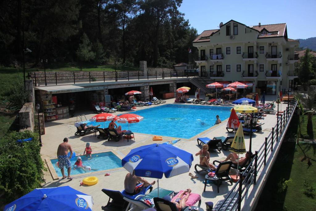 Grove Hotel Олудениз Экстерьер фото